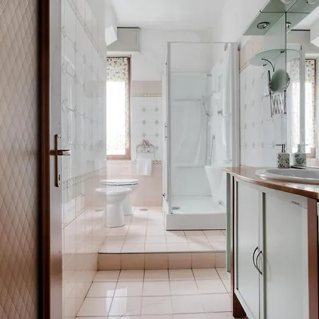 Domusmi Jenner 23 * ミラノ