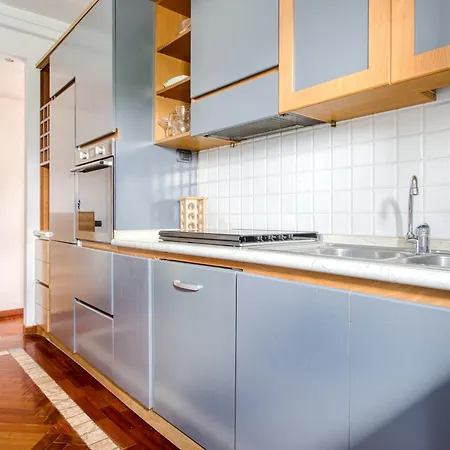 Domusmi Jenner 23 Apartment Milan